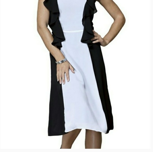 🆕Colorblock Ruffle Dress 18W - Picture 3 of 9